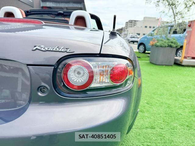 Mazda ROADSTER 2006-05 8856551-18