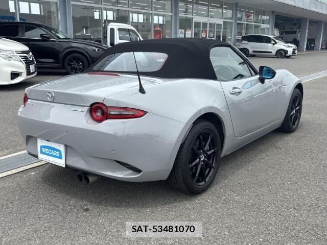 Mazda ROADSTER 2024-03 8856928-2