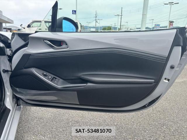 Mazda ROADSTER 2024-03 8856928-5