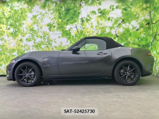 Mazda ROADSTER 2024-02 8857071-1
