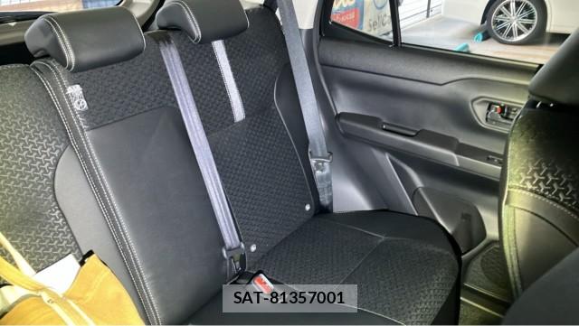 Daihatsu ROCKY 2026-04 8855359-6