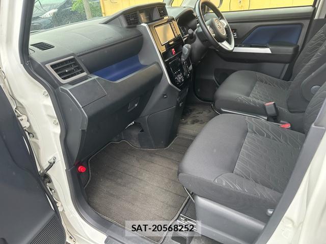 Toyota ROOMY 2016-04 8854083-13