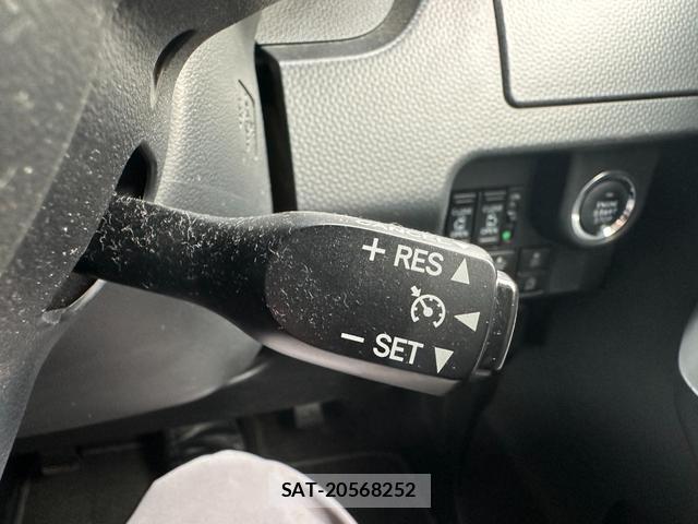 Toyota ROOMY 2016-04 8854083-4