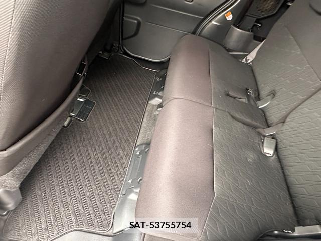 Toyota ROOMY 2019-03 8854931-13