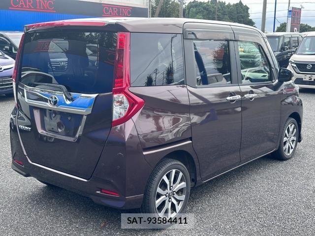 Toyota ROOMY 2019-09 8854938-5