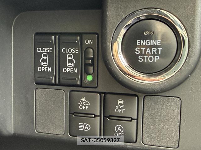 Toyota ROOMY 2019-08 8855057-10