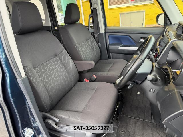 Toyota ROOMY 2019-08 8855057-16