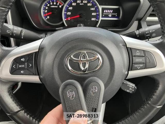 Toyota ROOMY 2018-02 8856725-17