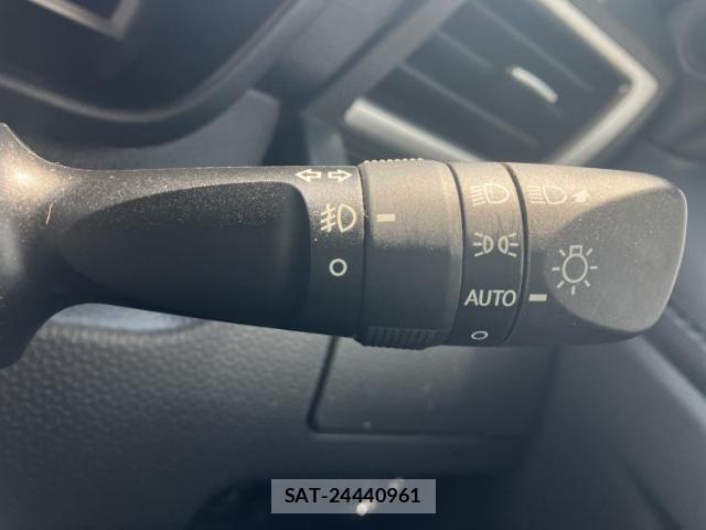 Toyota ROOMY 2018-07 8857036-15
