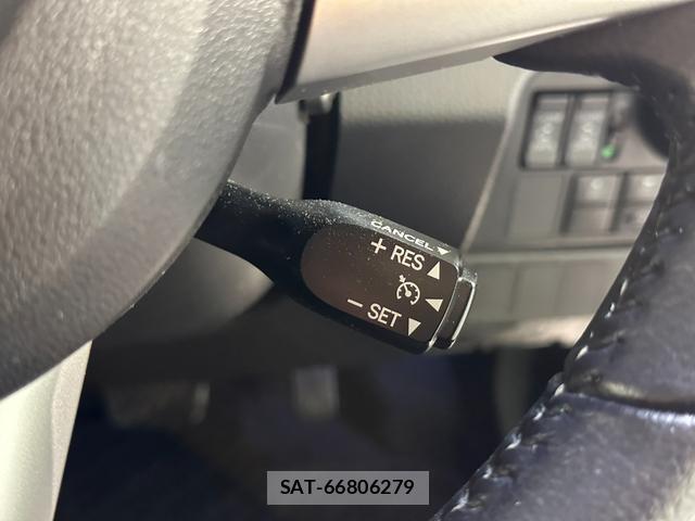 Toyota ROOMY 2016-11 8857129-9