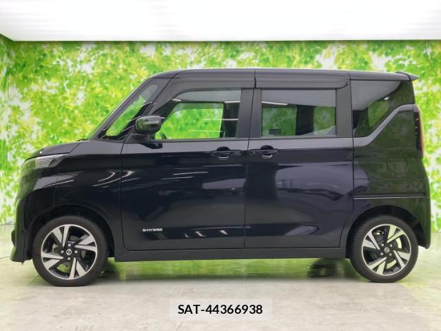 Nissan ROOX 2020-07 8853828-1