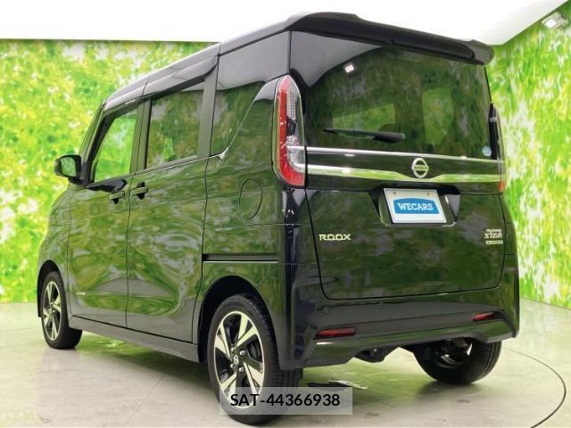 Nissan ROOX 2020-07 8853828-2