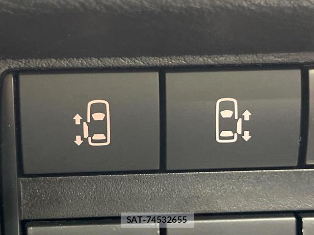Nissan ROOX 2022-06 8853841-6