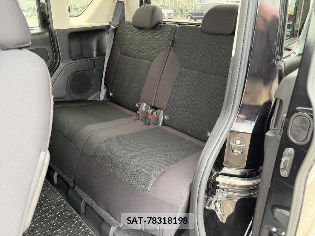 Nissan ROOX 2023-08 8854088-6