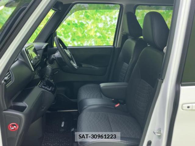 Nissan ROOX 2021-06 8854294-5