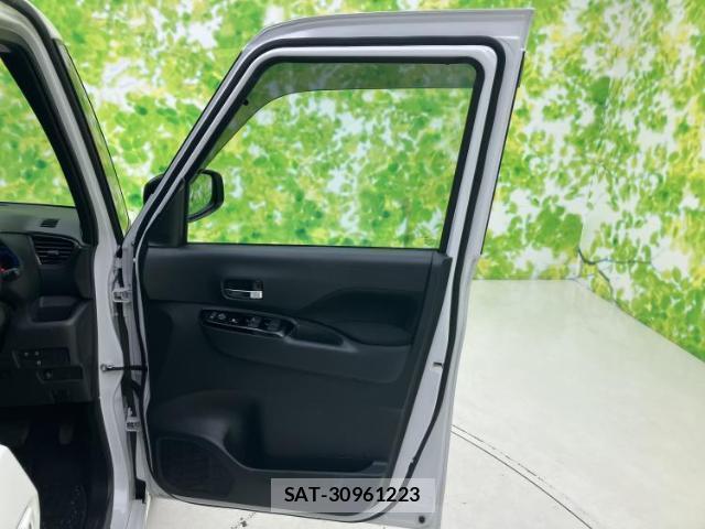 Nissan ROOX 2021-06 8854294-7