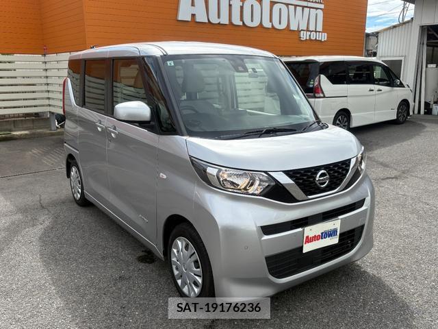 Nissan ROOX 2022-08 8854874-14