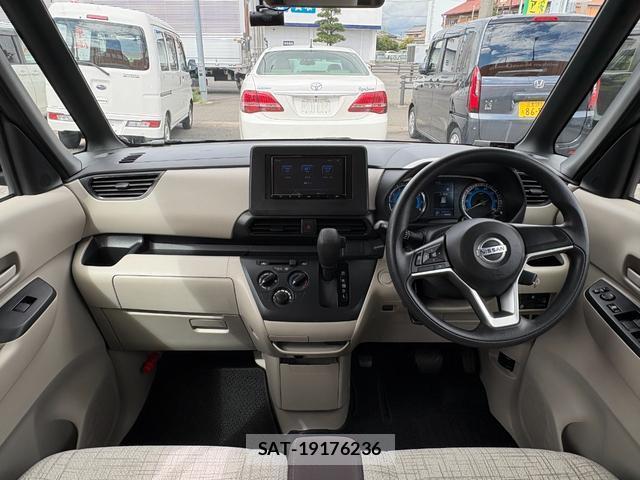 Nissan ROOX 2022-08 8854874-3