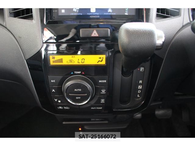 Nissan ROOX 2013-01 8855142-15