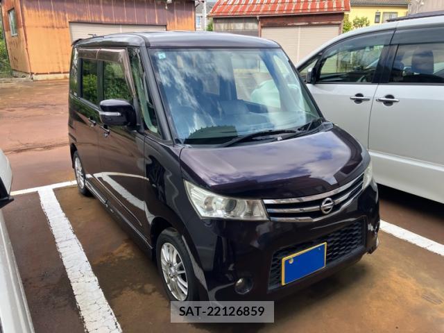 Nissan ROOX 2011-08 8856661-1
