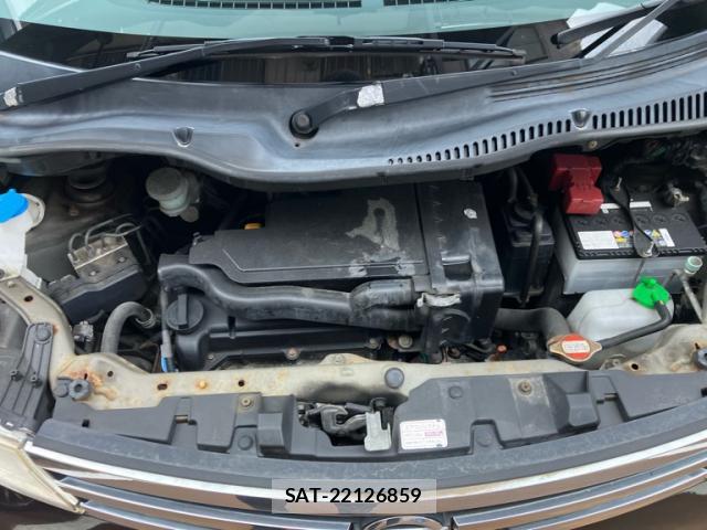 Nissan ROOX 2011-08 8856661-9