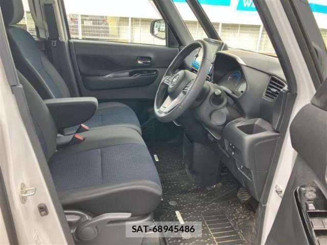 Nissan ROOX 2021-09 8856852-4