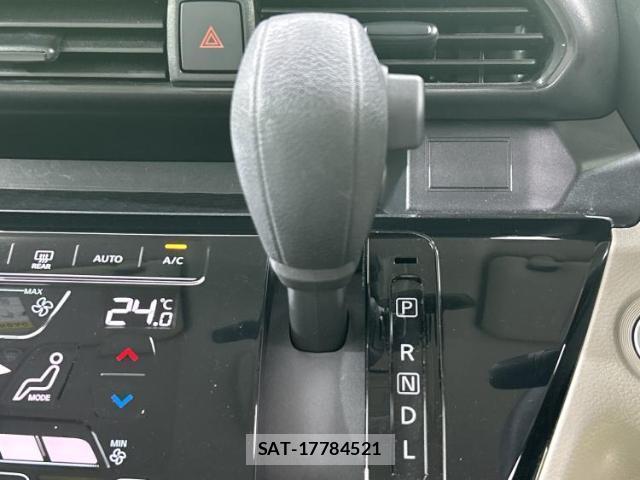 Nissan ROOX 2023-10 8856919-16