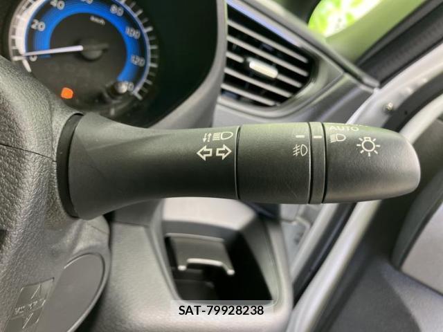 Nissan ROOX 2023-12 8856966-15