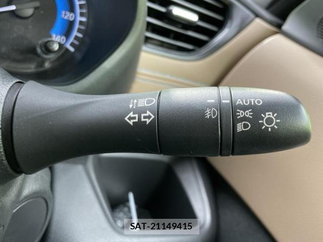 Nissan ROOX 2020-06 8857079-15