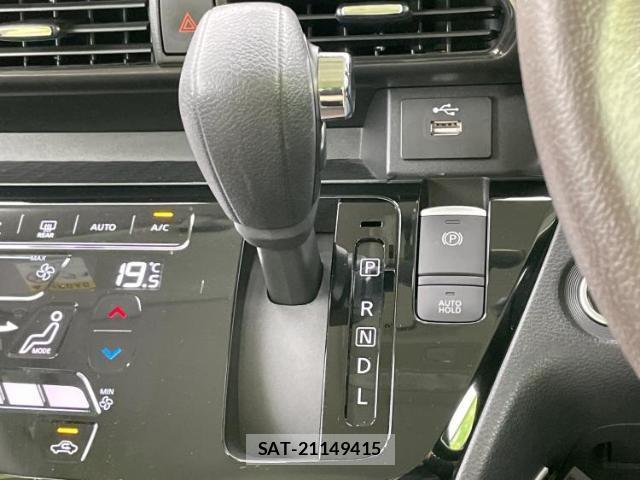Nissan ROOX 2020-06 8857079-17