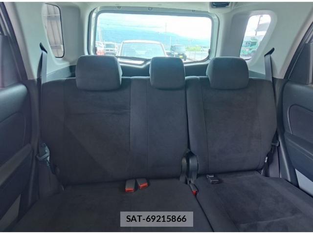 Toyota RUSH 2014-09 8856571-7