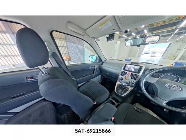Toyota RUSH 2014-09 8856571-8