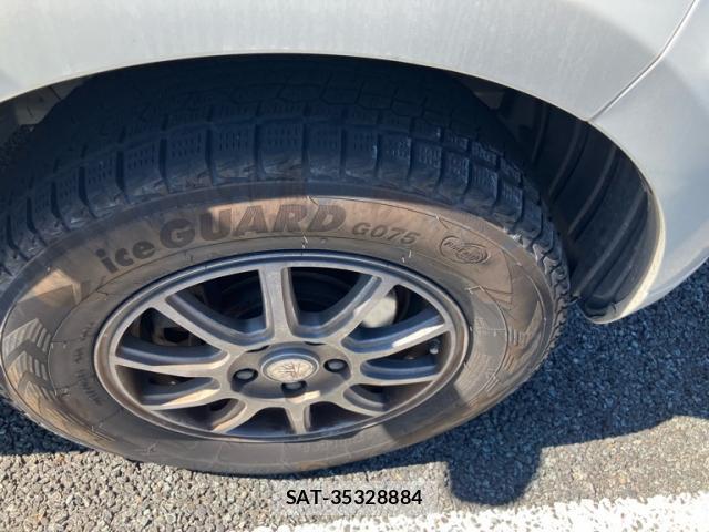 Toyota RUSH 2011-10 8856721-4