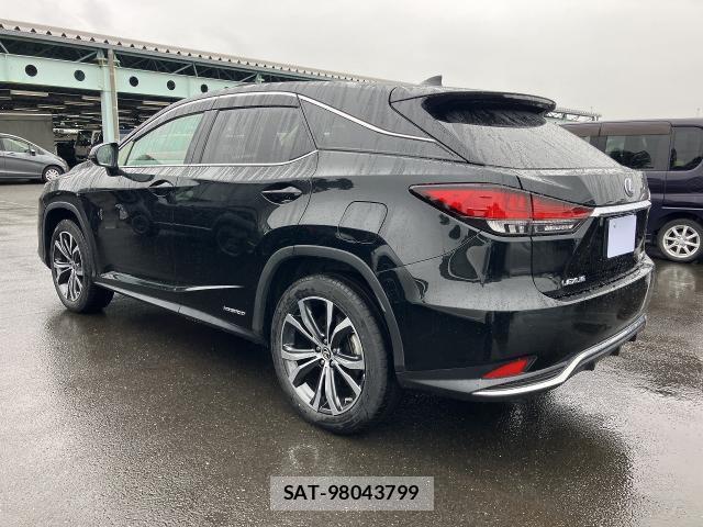 Lexus RX 2022-01 8854645-1