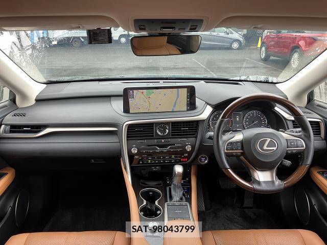 Lexus RX 2022-01 8854645-2