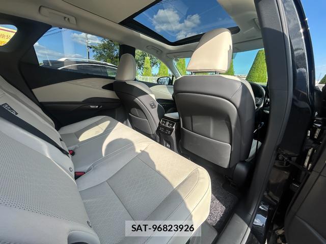 Lexus RX 2023-09 8854965-11