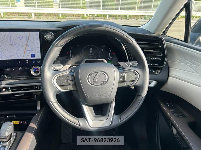 Lexus RX 2023-09 8854965-6