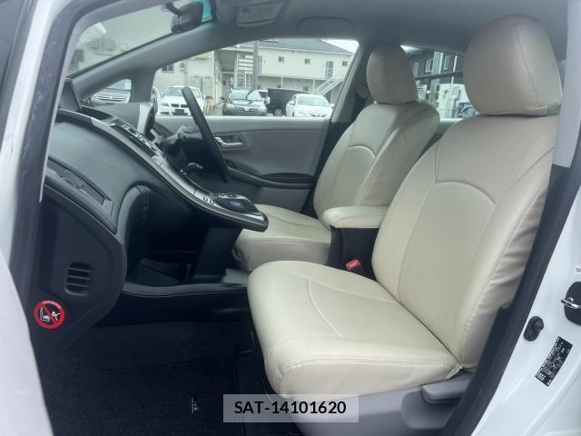 Toyota SAI 2010-07 8856076-11