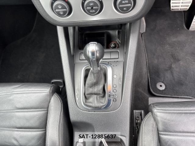 VolksWagen SCIROCCO 2009-08 8855848-3