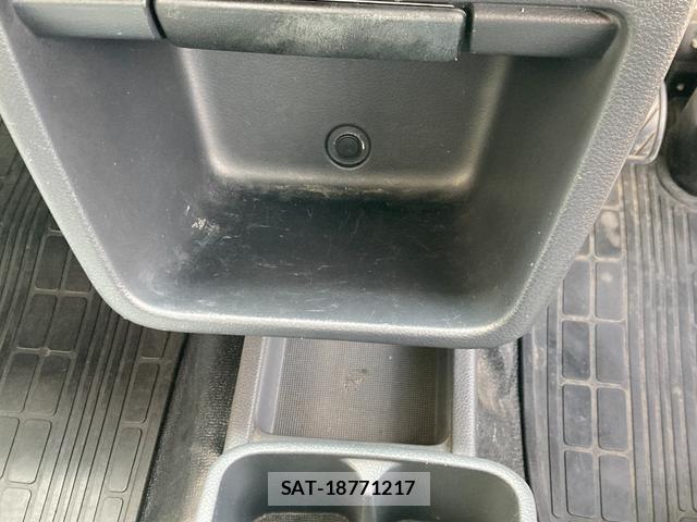Mazda SCRUM TRUCK 2016-09 8856806-12