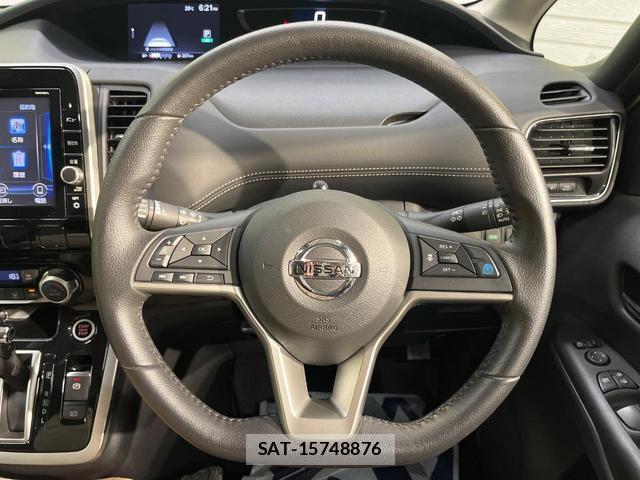 Nissan SERENA 2017-04 8854399-11