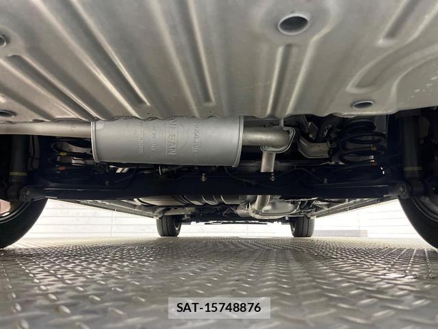 Nissan SERENA 2017-04 8854399-19