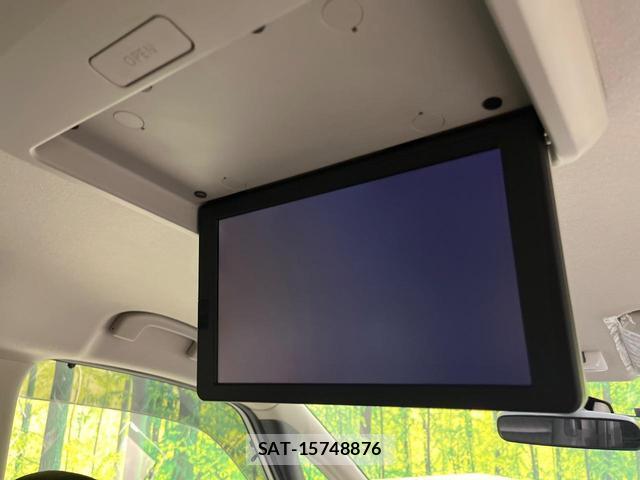 Nissan SERENA 2017-04 8854399-2