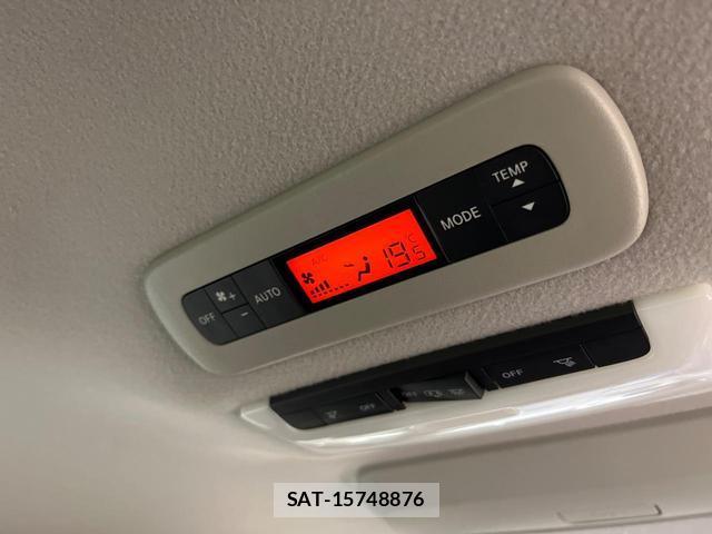 Nissan SERENA 2017-04 8854399-4