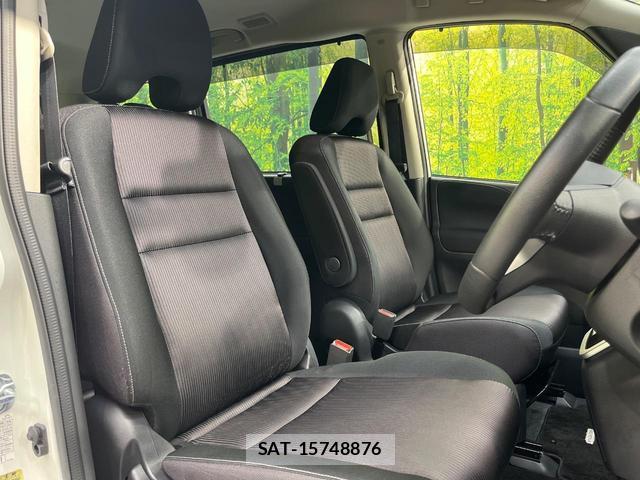 Nissan SERENA 2017-04 8854399-7