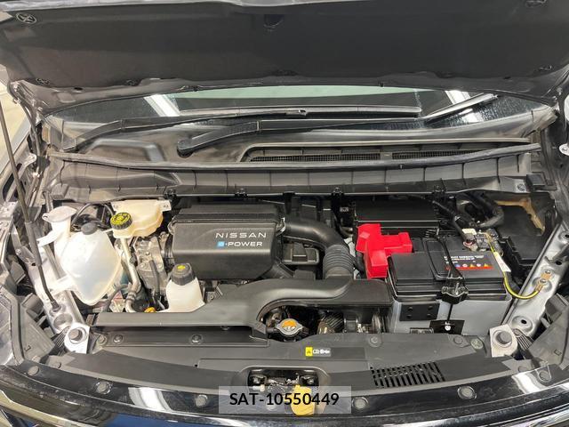 Nissan SERENA 2023-09 8854400-18