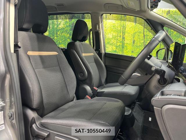 Nissan SERENA 2023-09 8854400-7