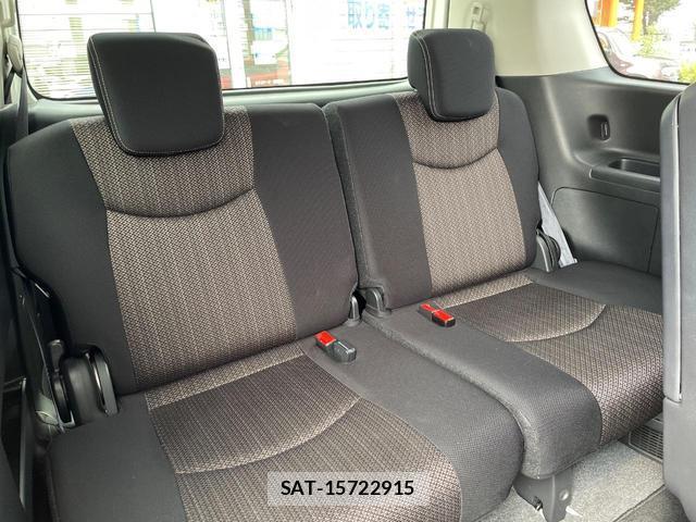 Nissan SERENA 2016-01 8854426-9