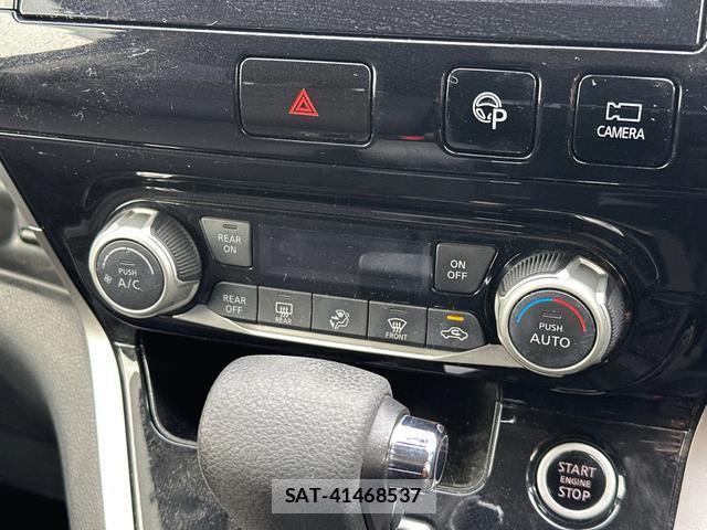 Nissan SERENA 2016-08 8854883-7