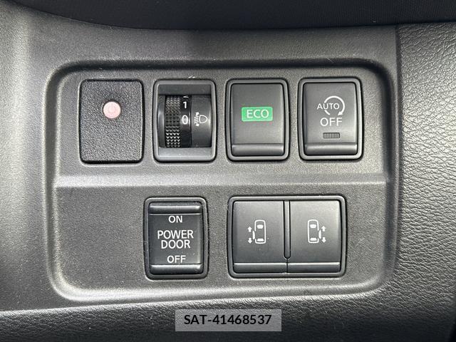 Nissan SERENA 2016-08 8854883-8